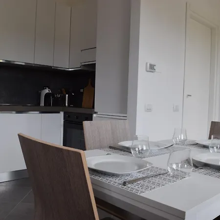 Il Piviere App 7 With Private Garden *